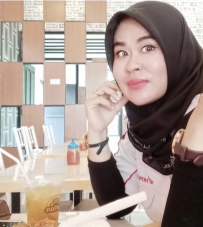NELY FAUZIYAH